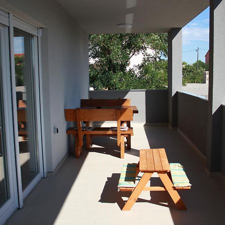 Milwe Apartment Razanac Exterior photo